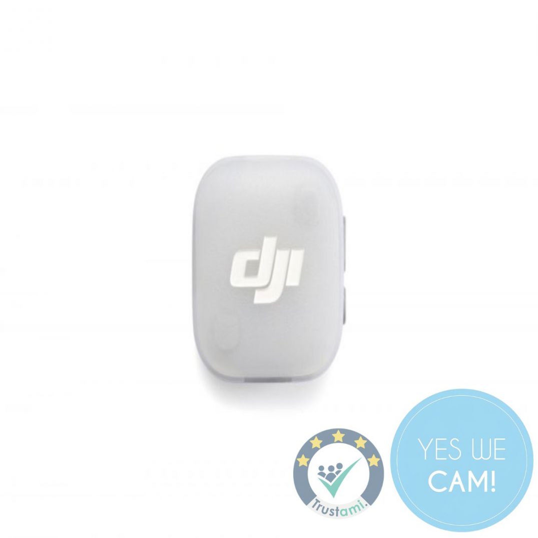 DJI Mic Mini 2 Transmitter in Shimmer White mit DJI Logo in der Frontansicht