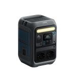 Frontansicht der Anker SOLIX C300 Powerstation mit AC-Steckdosen, USB-A, USB-C und Display