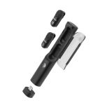 BOYA MAGIC 02 mit geöffnetem Ladeetui, zwei entnommenen Sendern und einem USB C Empfänger.
