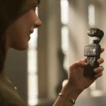 DJI Osmo Pocket 4 beim mobilen Filmen