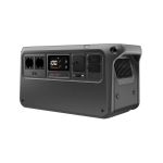 DJI Power 1000 V2 EU in schräger Frontansicht mit Anschlüssen und Statusdisplay