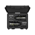 Geöffneter DZOFILM Transportkoffer mit Arles Zoom 25–75mm und 65–180mm T2.6 Cine-Objektiven