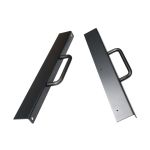 Ikan Aura 19" PoE++ NDI Teleprompter Ansicht des Montagezubehörs mit Halterungen, Befestigungselementen und Kameramontage-Komponenten