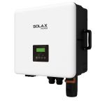 Hybridwechselrichter SolaX X3 Hybrid G4 PRO mit PV-Anlage im Hintergrund