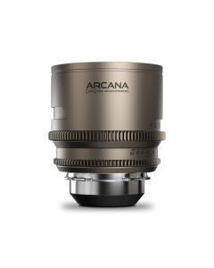 DZOFILM Arcana 45mm T2.1 1.5X Anamorph Cine-Objektiv in Frontansicht 
